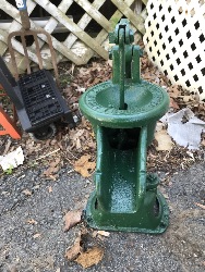 557526