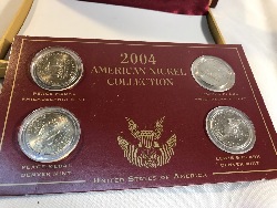557802