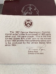 557840