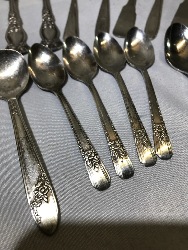 558038