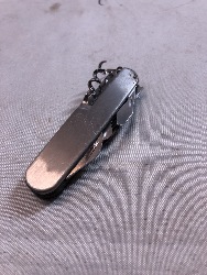 558228