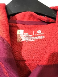 558590