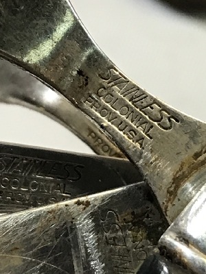 558982