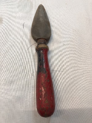 559889