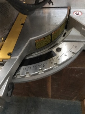 560134