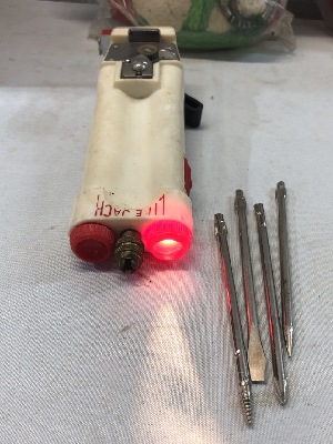 560469