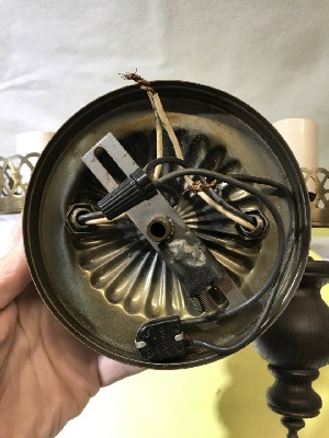 560769