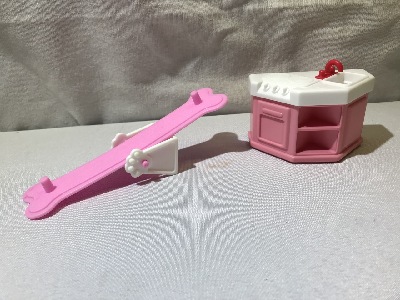 560836
