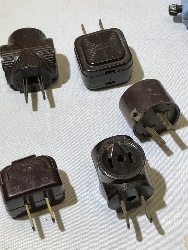558908