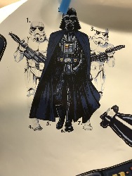 559493