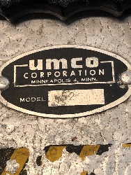 559873