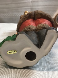 559932
