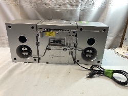 559973