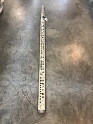 560249