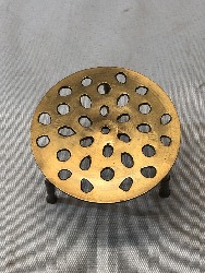 560430