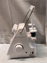 560477