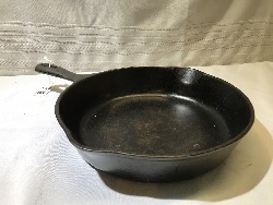 560667