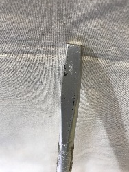 560807