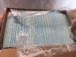 560882