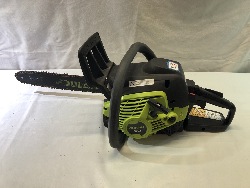 560938