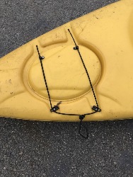 560984