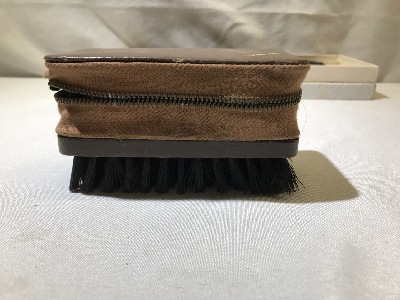 561384