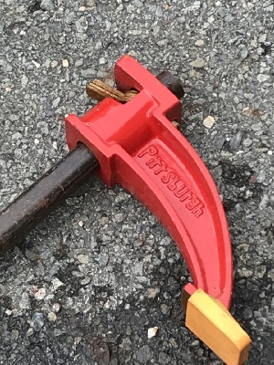 561840