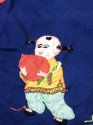 562232