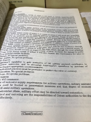 562411