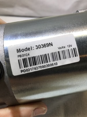 562423