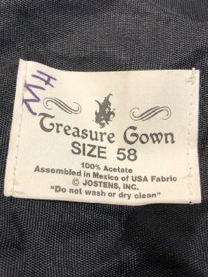 562605