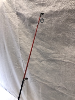 562821