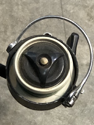 562831