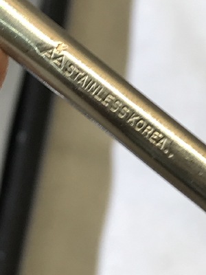 562959