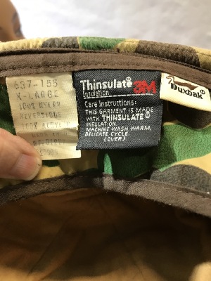 562989