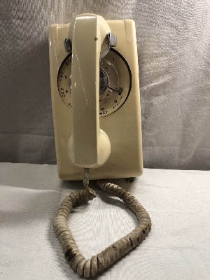 563848