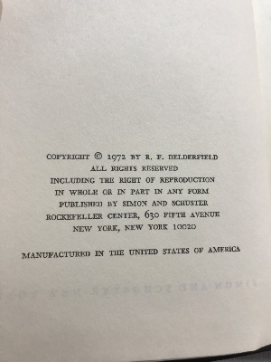564429