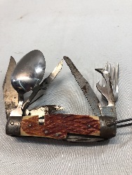 561434