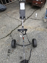 561796