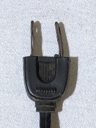 562033