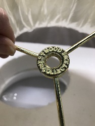 562531