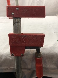 562582