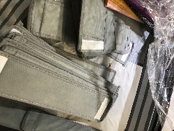 562588