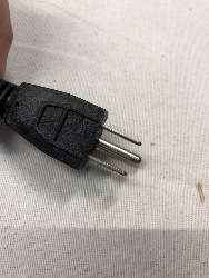 562717