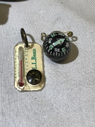 562888