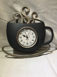 562900