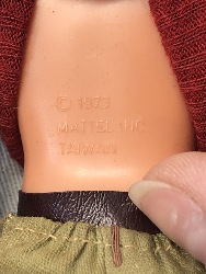 562911