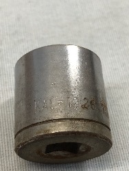 562925