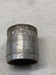 562926