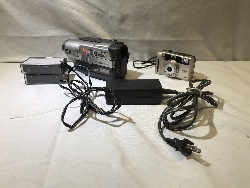 562929